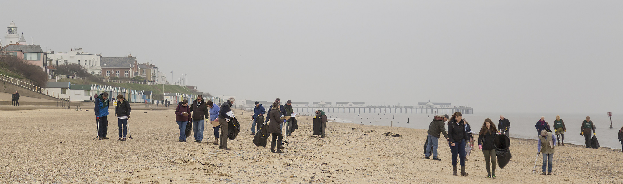 Adnams-led beach clean at Southwold